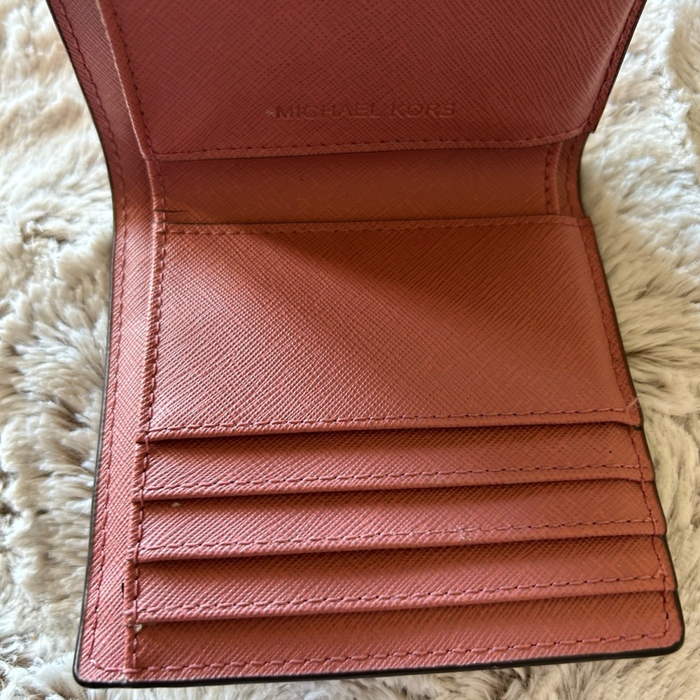 Michael Kors Jet Set Travel Small Rose Pink Saffiano Leather Trifold Wallet - Picture 5 of 8